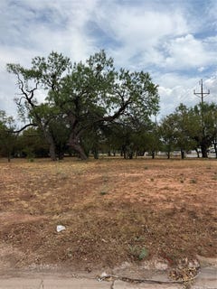 /international/us/2332-n-3rd-street-abilene-tx-110120030374/