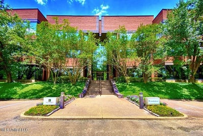 /international/us/795-woodlands-parkway-ridgeland-ms-110108281816/