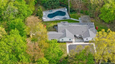 /international/us/26-dolly-cam-lane-old-brookville-ny-110107584882/