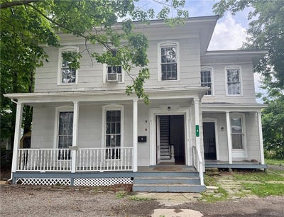 /international/us/8-w-washington-street-bath-ny-110108427067/