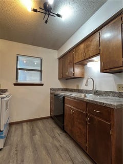 /international/us/1650-n-sang-avenue-fayetteville-ar-110108444373/