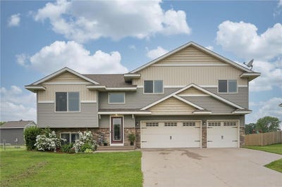 /international/us/315-n-benet-avenue-rush-city-mn-110100357201/