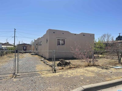/international/us/304-stewart-street-bayard-nm-110100304106/