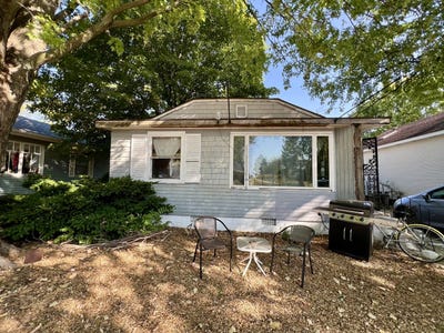 /international/us/514-w-harrison-street-villa-grove-il-110102522120/