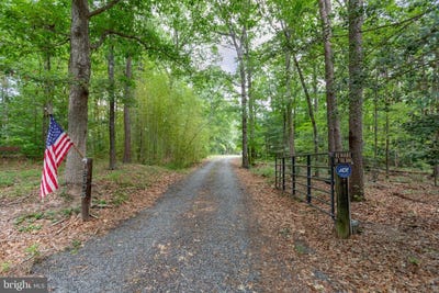 /international/us/8305-old-plank-rd-fredericksburg-va-110100945979/?lang=en