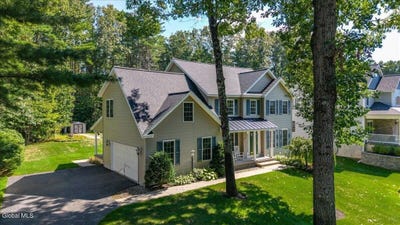 /international/us/63-cobble-hill-drive-gansevoort-ny-110110103412/