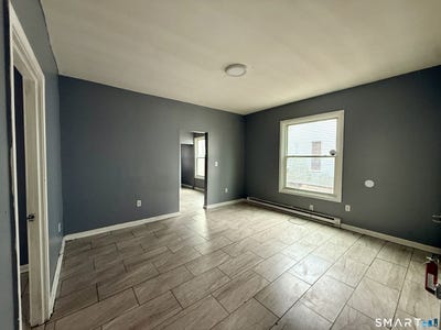 /international/us/72-burton-street-waterbury-ct-110107284775/