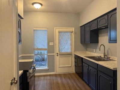 /international/us/4320-bellaire-drive-s-fort-worth-tx-110105220688/