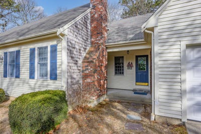 /international/us/20-bray-farm-road-s-yarmouth-port-ma-110104867502/