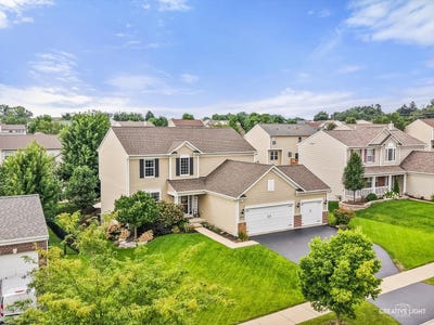 /international/us/180-chapin-way-oswego-il-110120714589/