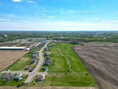 /international/us/ridgeview-street-kimball-mn-110106923429/