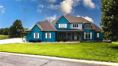 /international/us/13107-redbud-boulevard-st-joseph-mo-110108393327/