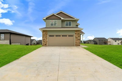 /international/us/803-mont-clair-st-solon-ia-110104298101/