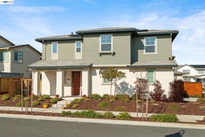 /international/us/2517-cyan-dr-fairfield-ca-110105955717/