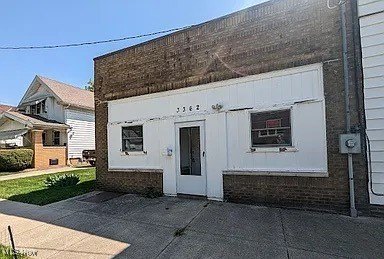 /international/us/3362-maple-street-toledo-oh-110101231615/