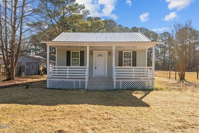 /international/us/1920-green-path-road-dunn-nc-110108017395/