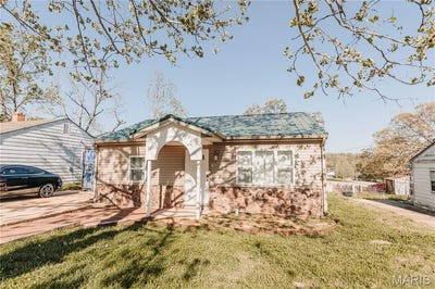 /international/us/106-n-newport-lane-waynesville-mo-110107543515/