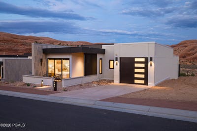 /international/us/143-badgers-bend-moab-ut-110104841238/