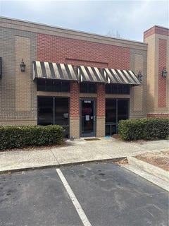 /international/us/562-valley-road-mocksville-nc-110105917335/