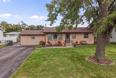 /international/us/8611-leclaire-avenue-burbank-il-110110354310/