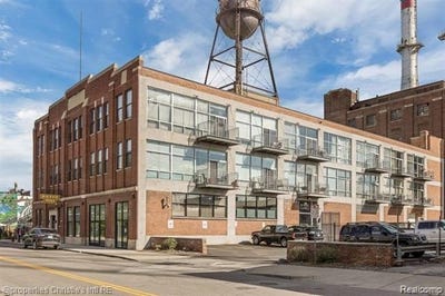 /international/us/55-w-canfield-street-detroit-mi-110108499563/