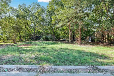 /international/us/10-neal-place-north-little-rock-ar-110120537980/