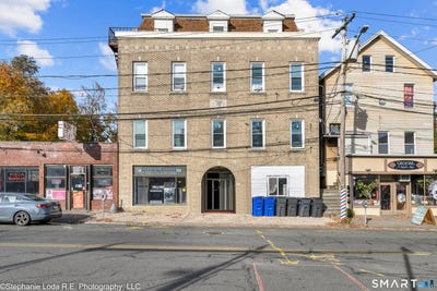 /international/us/82-86-water-street-torrington-ct-110108978678/