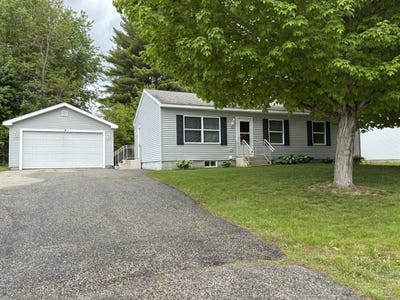 /international/us/63-jean-street-lewiston-me-110108252966/