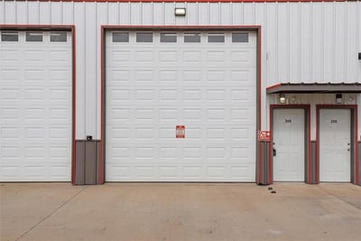 /international/us/308-w-state-highway-152-mustang-ok-110107730423/