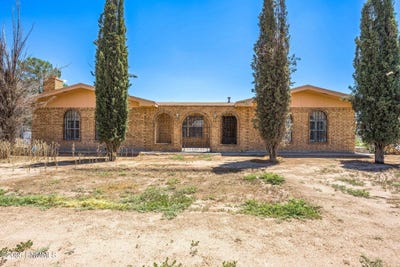 /international/us/991-hill-street-anthony-nm-110101423166/