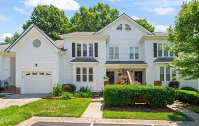 /international/us/324-vinca-circle-cary-nc-110108222985/