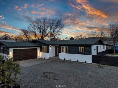 /international/us/3850-mullen-avenue-clearlake-ca-110097000090/