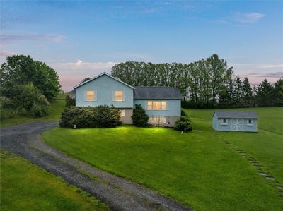 /international/us/3470-stevens-road-brutus-ny-110099728922/