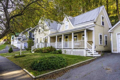 /international/us/37-south-street-woodstock-vt-110106801717/