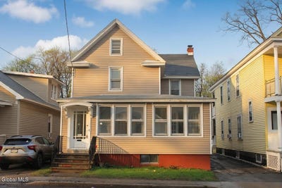 /international/us/261-altamont-avenue-schenectady-ny-110107417985/