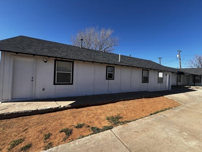 /international/us/2114-21st-street-lubbock-tx-110100506252/