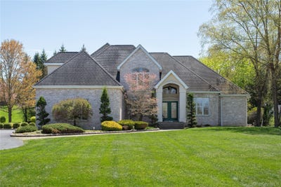 /international/us/59-wintergreen-place-hopewell-junction-ny-110105285430/