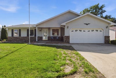 /international/us/611-delmar-drive-champaign-il-110108853385/