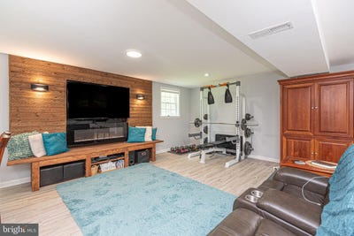 /international/us/74-birdnest-drive-ocean-pines-md-110100691256/