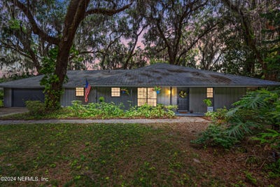 /international/us/119-rivers-edge-drive-east-palatka-fl-110093636762/