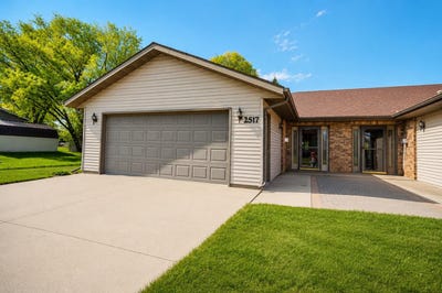 /international/us/2517-se-4th-avenue-aberdeen-sd-110108201459/