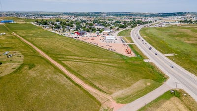 /international/us/tbd-s-douglas-hwy-gillette-wy-110100624542/