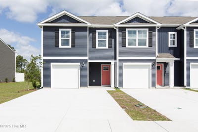 /international/us/7666-pennycress-drive-leland-nc-110108424344/