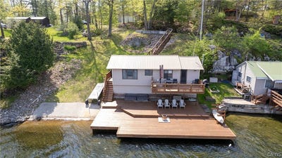 /international/us/556-west-shore-hammond-ny-110108192995/