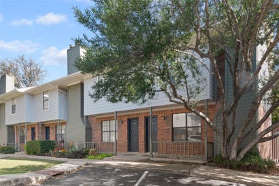 /international/us/716-w-mulberry-street-denton-tx-110103659651/