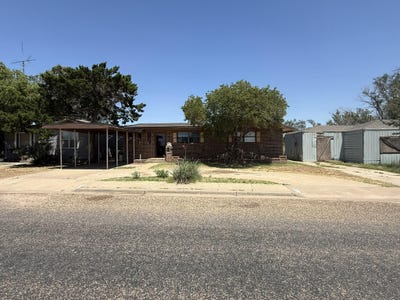 /international/us/207-hickory-street-levelland-tx-110101431310/
