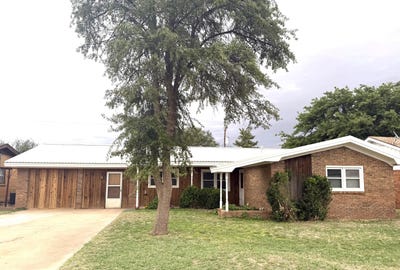 /international/us/1380-w-lynn-street-slaton-tx-110107882400/