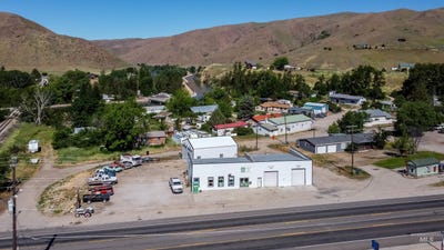 /international/us/438-hwy-55-horseshoe-bend-id-110108610624/