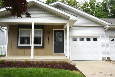 /international/us/1207-chancellor-drive-edwardsville-il-110107824402/