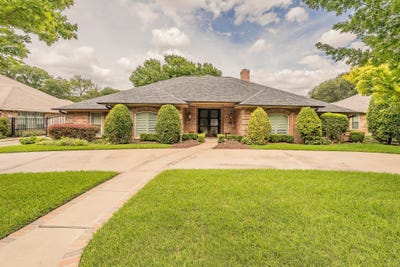 /international/us/6724-blue-meadow-drive-fort-worth-tx-110109058011/